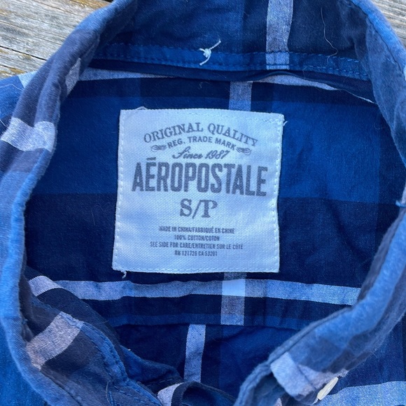 Aeropostale Cotton Button Up Shirt - Picture 2 of 5